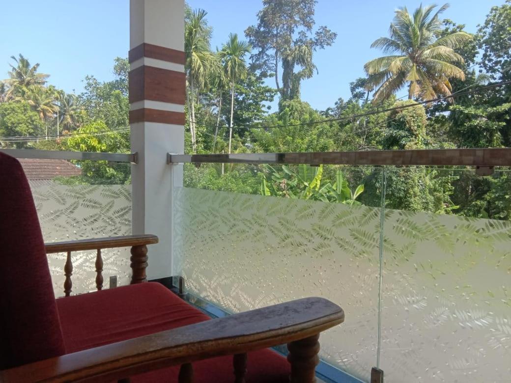 Dayout Regency Alappuzha 외부 사진